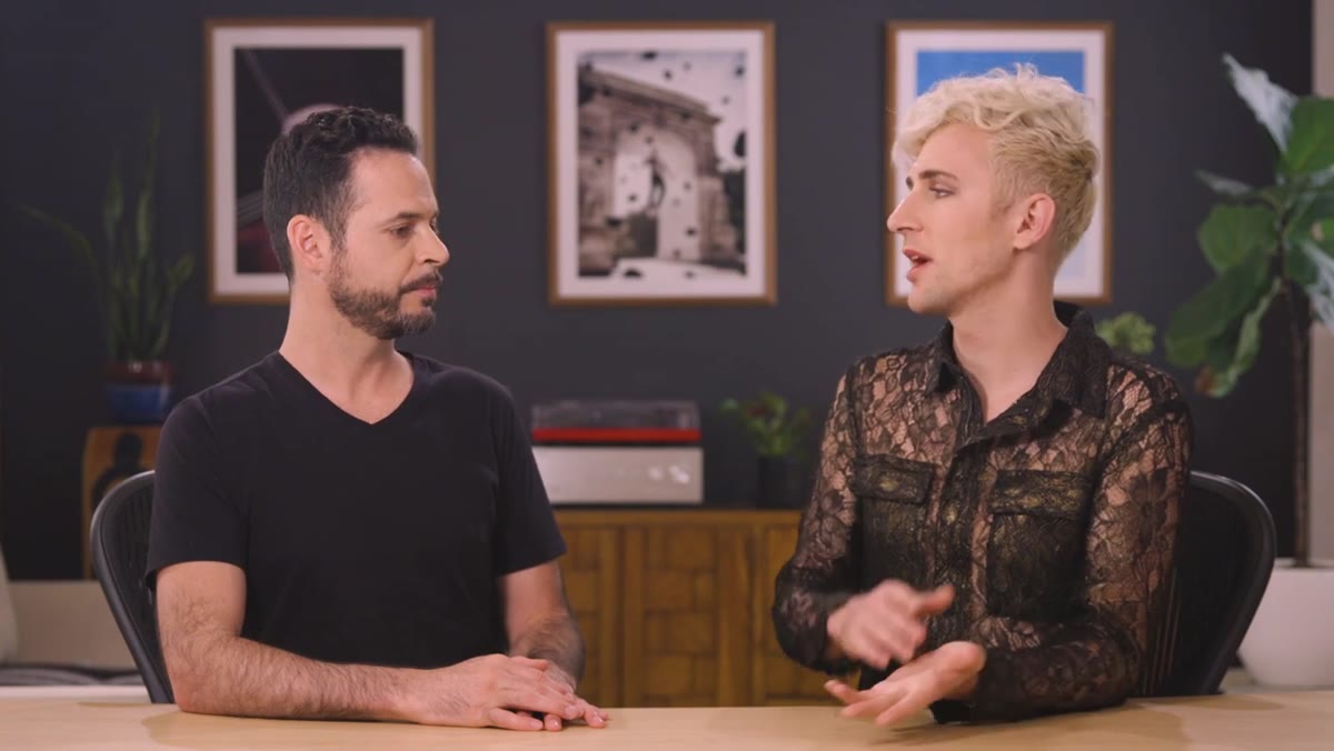 Rob describing the origin of his dancer series