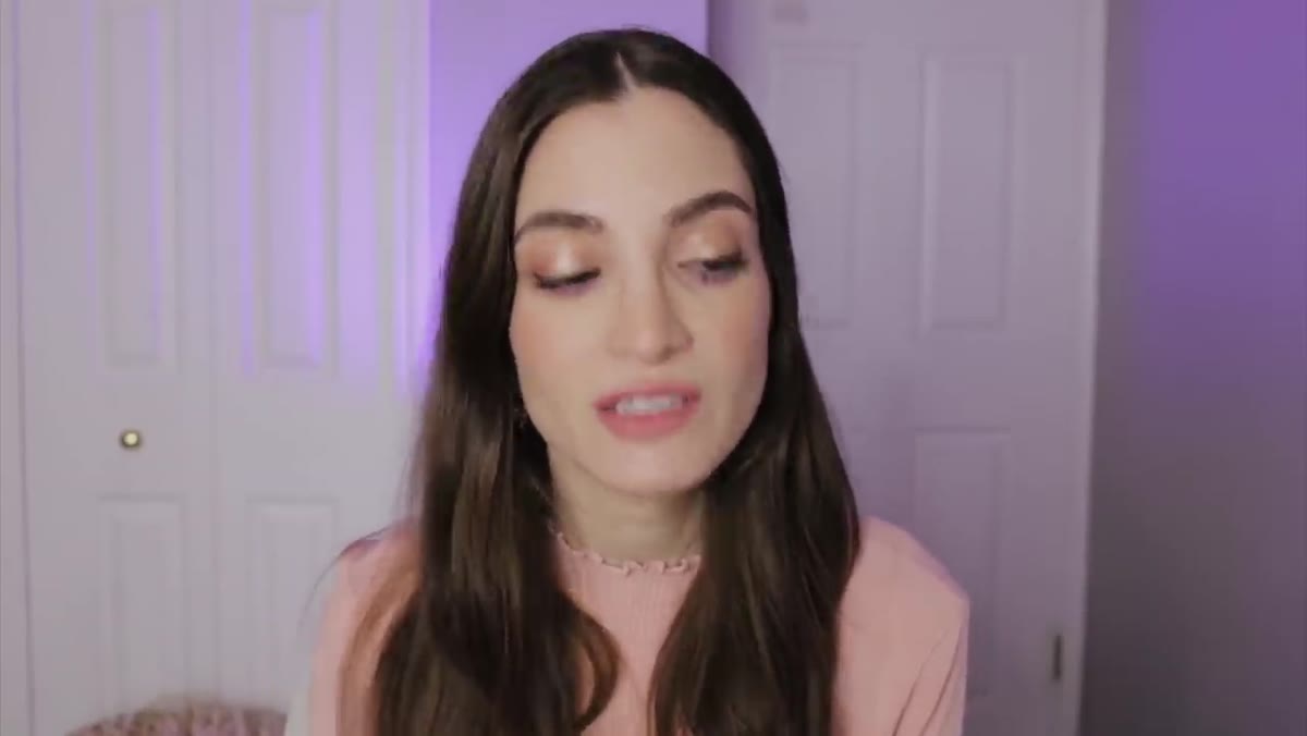 Jessica pointing out that different photography niches have very different price points
